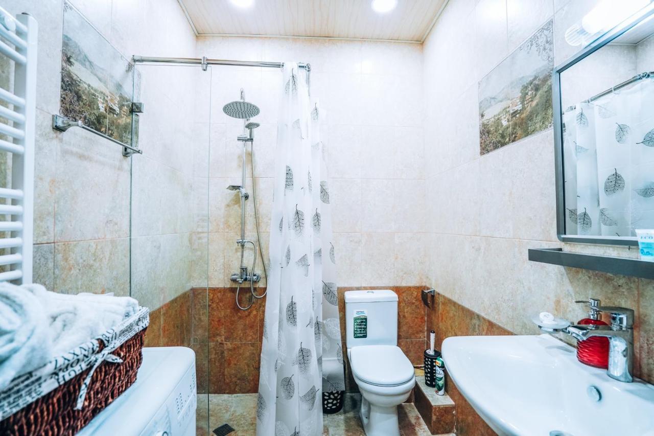 Appartement Second House Rustaveli à Tbilissi Extérieur photo
